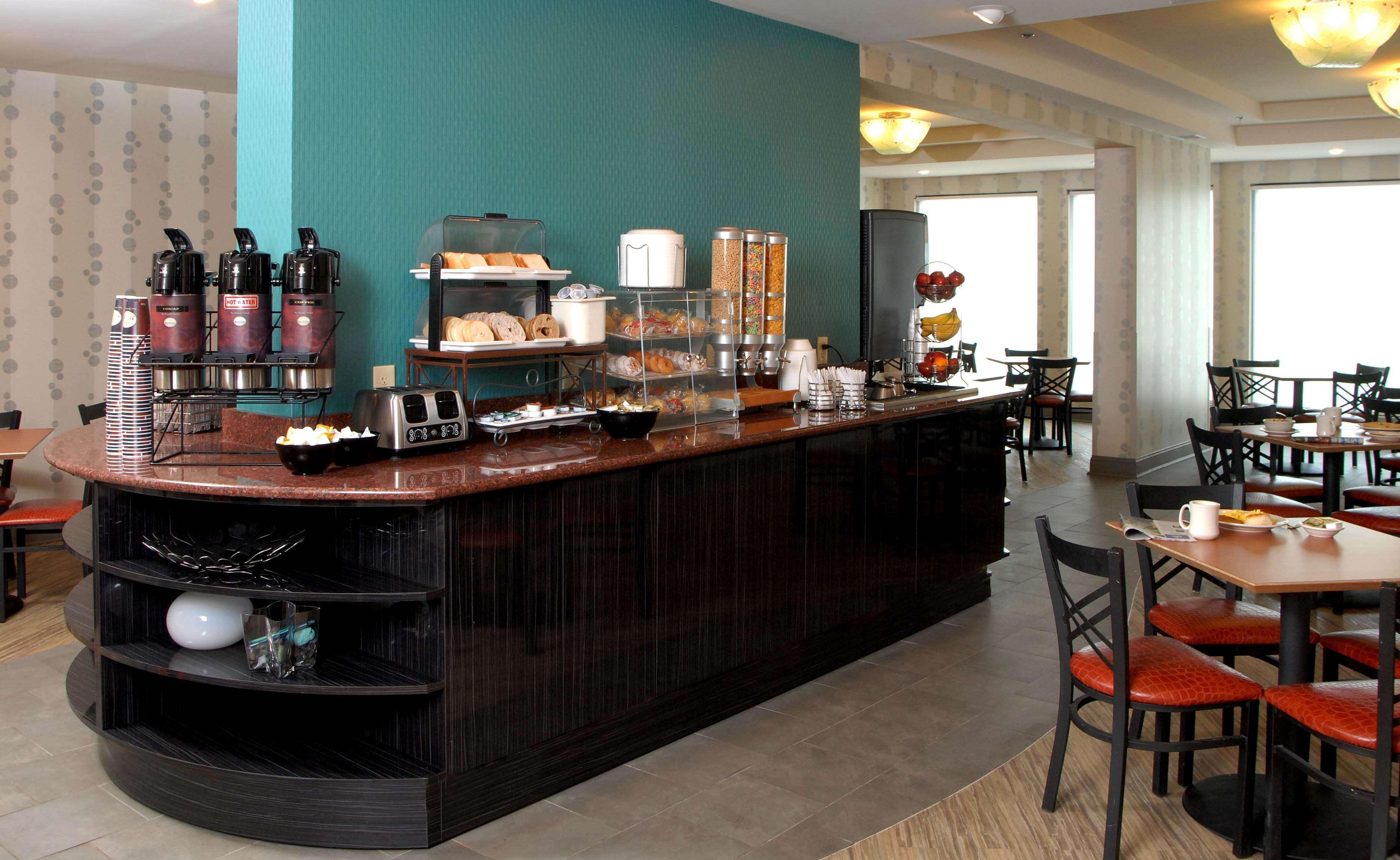 Western Airport East Hotel 3*