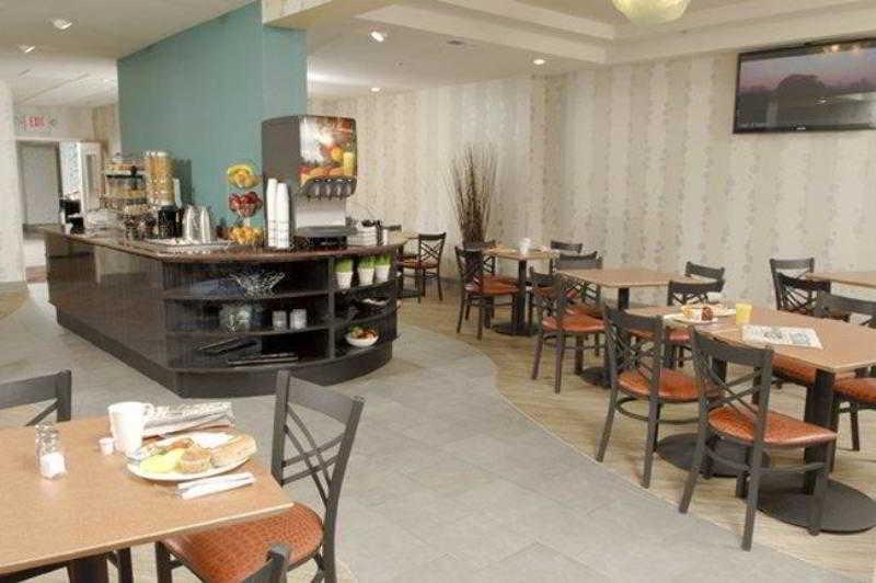 Western Airport East 3*