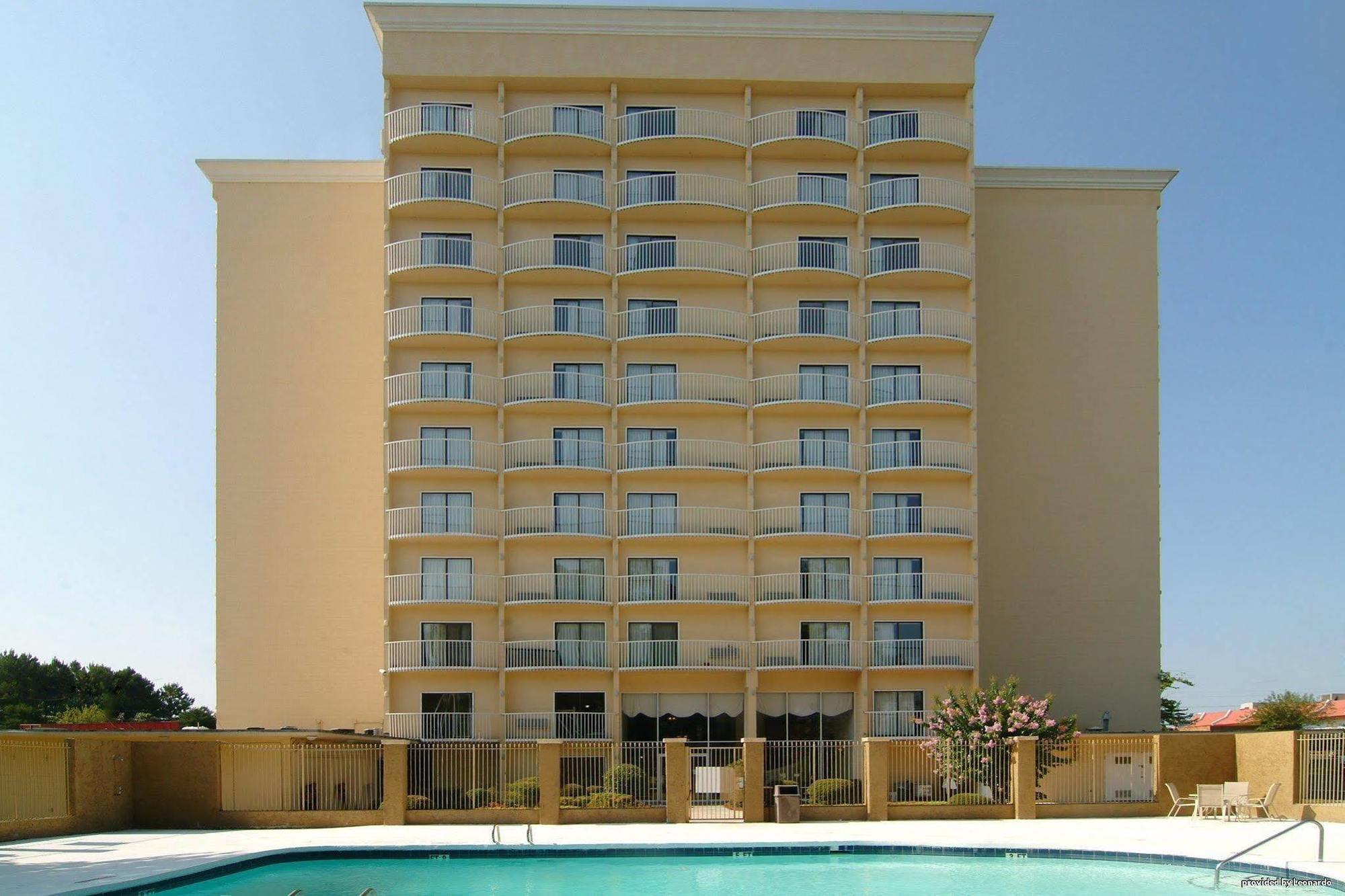 Western Airport East 3*