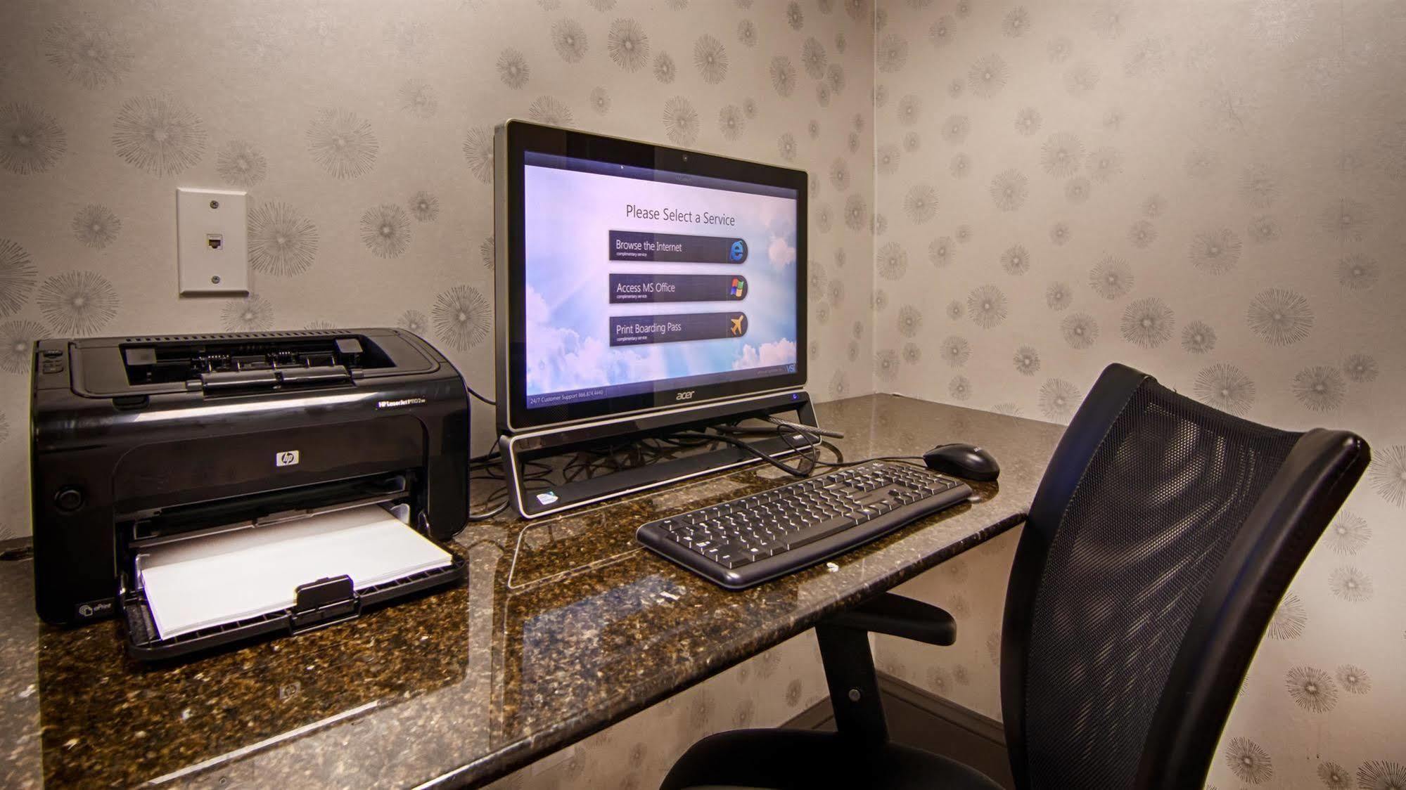 Western Atlanta Airport East Hotel 3*
